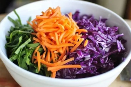 Mevsim Salata ürün fotoğrafı.